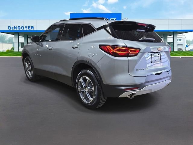 New 2026 Chevrolet Blazer LT w/ Convenience Package AWD/4WD image 9