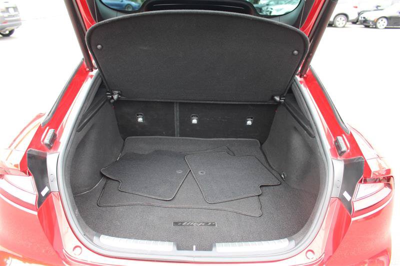 Used 2021 Kia Stinger GT2 RWD image 20