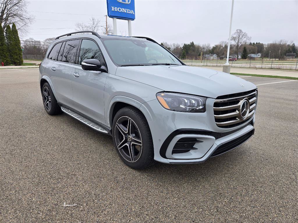 Used 2024 Mercedes-Benz GLS 450 4MATIC image 20