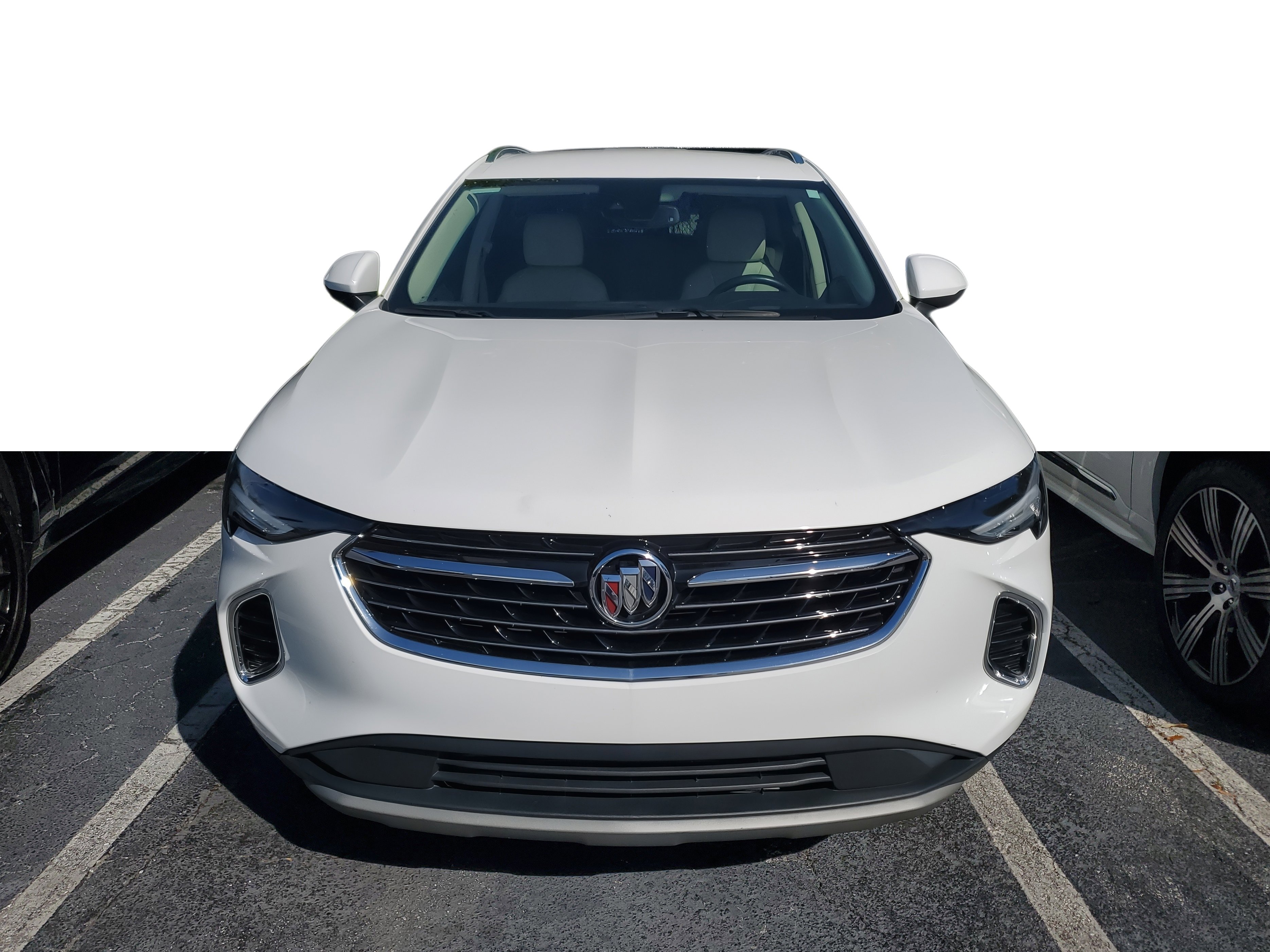 Used 2022 Buick Envision Essence w/ Safety Package image 2