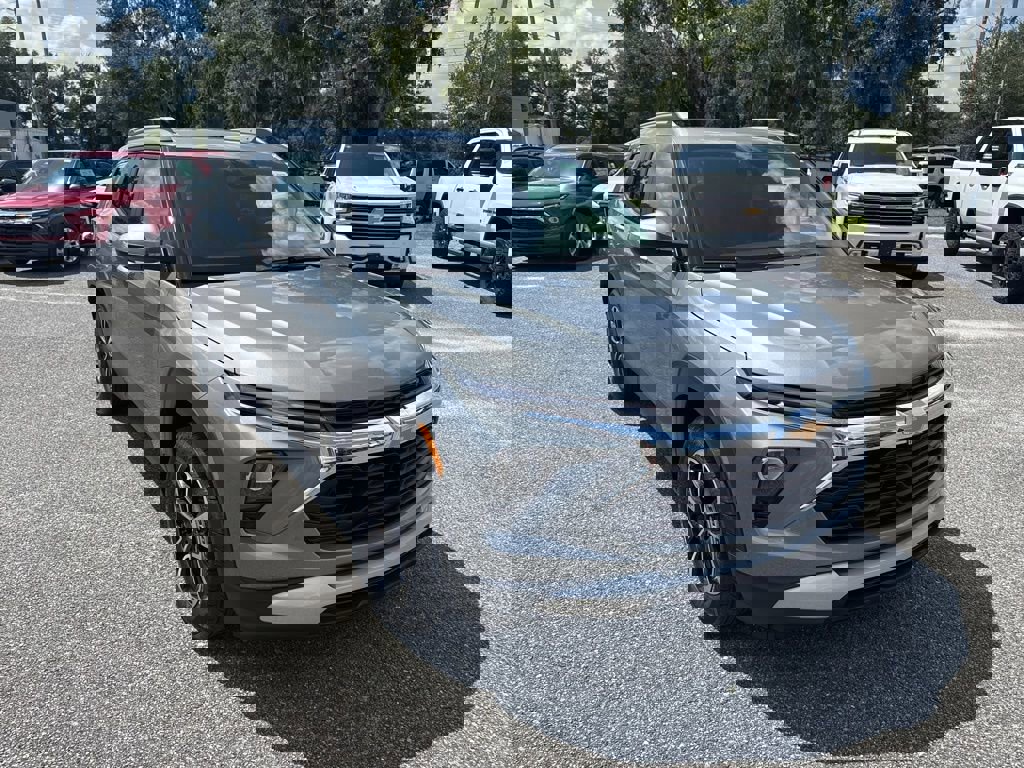 New 2026 Chevrolet TrailBlazer LT image 2