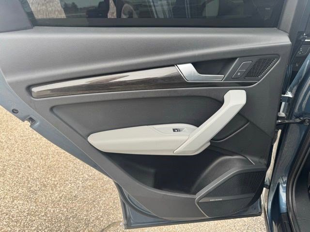 Used 2018 Audi Q5 2.0T Premium Plus w/ Premium Plus Package image 25