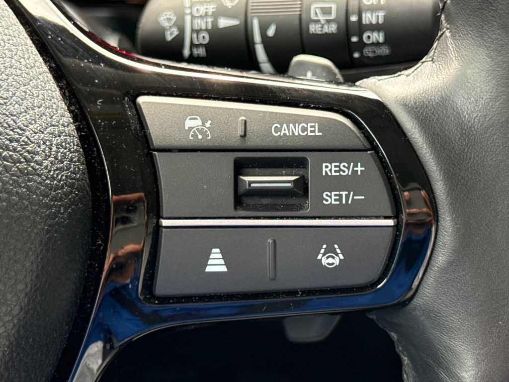 Certified 2024 Honda Pilot Touring image 29