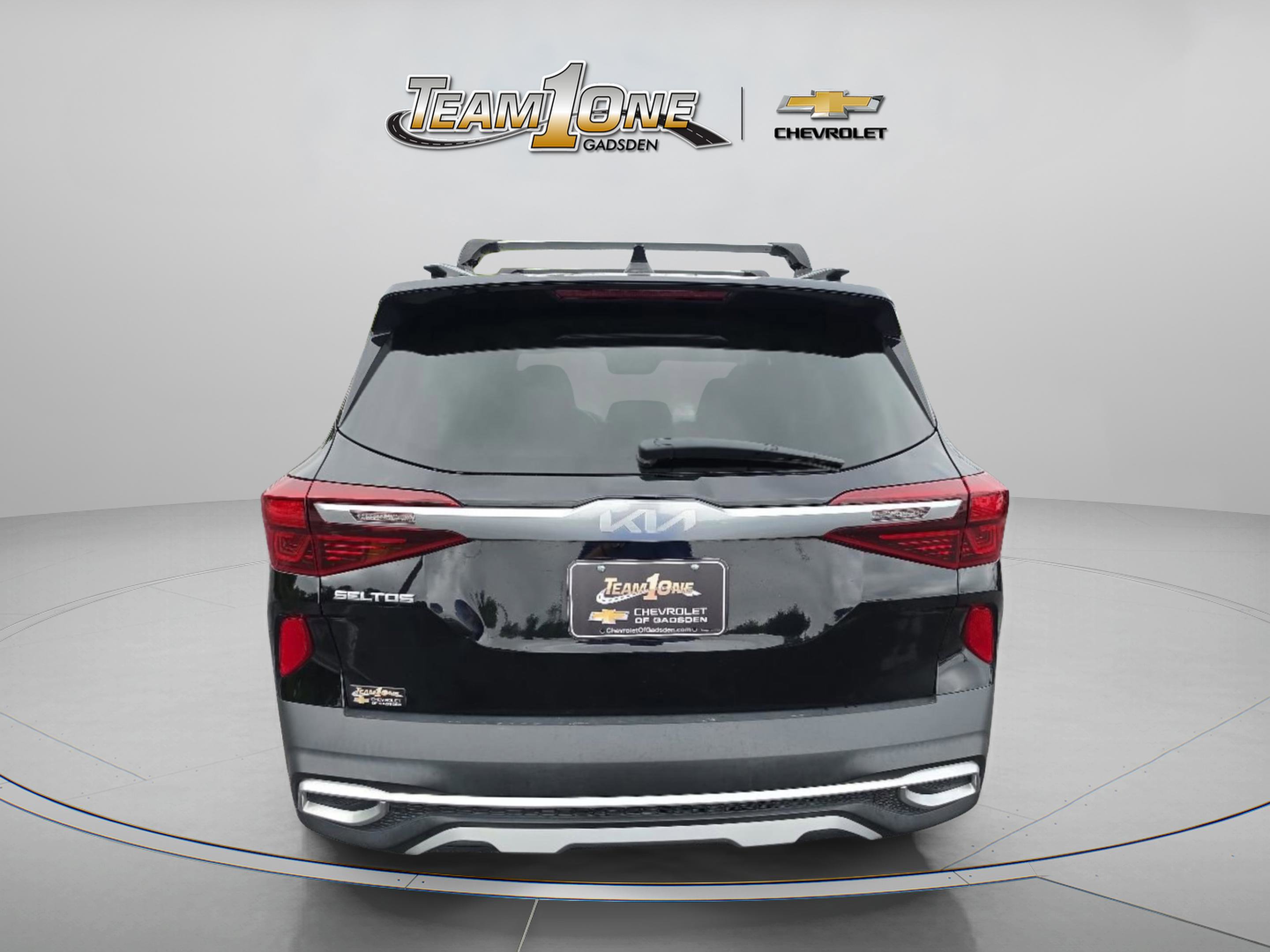 Used 2023 Kia Seltos SX w/ SX Sunroof Package AWD/4WD image 7
