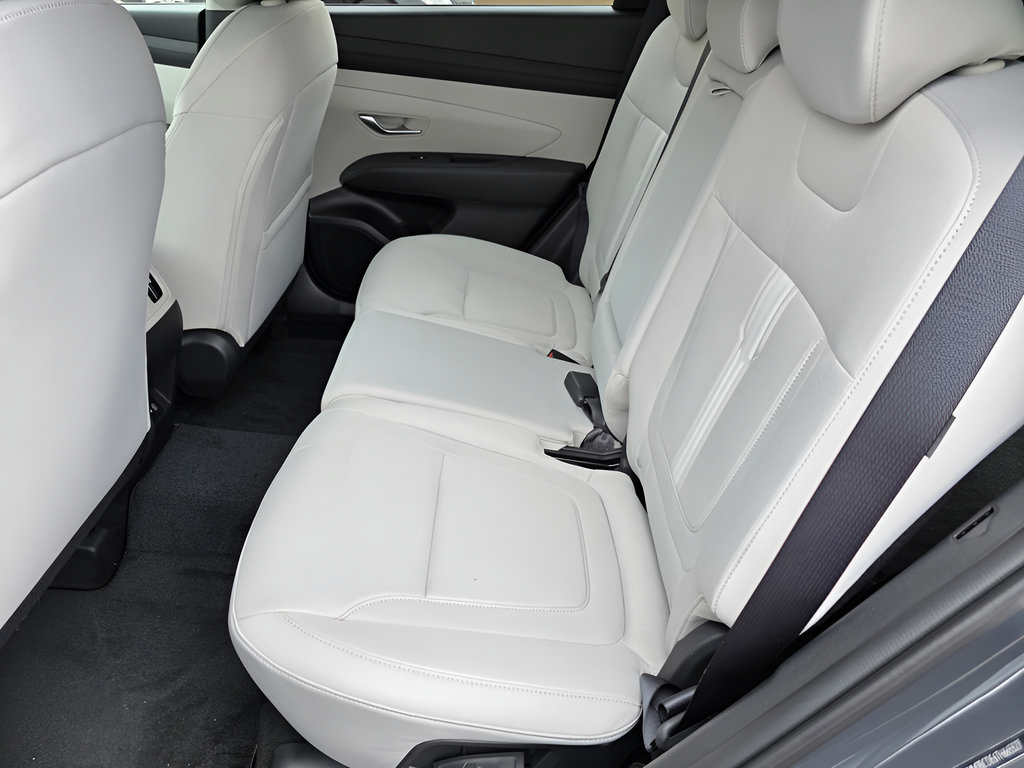 New 2026 Hyundai Tucson SEL Plus AWD/4WD image 11