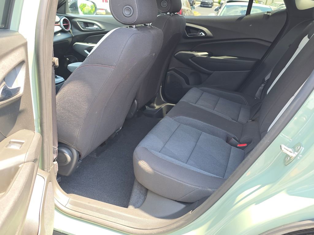 Used 2024 Chevrolet Trax RS w/ Driver Confidence Package FWD image 10