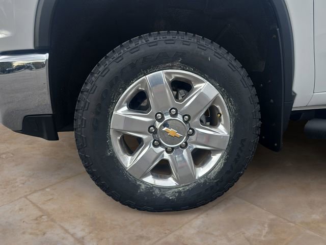 Used 2022 Chevrolet Silverado 2500 LTZ w/ LTZ Premium Package image 14