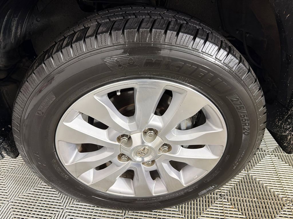 Used 2017 Toyota Sequoia Platinum image 13