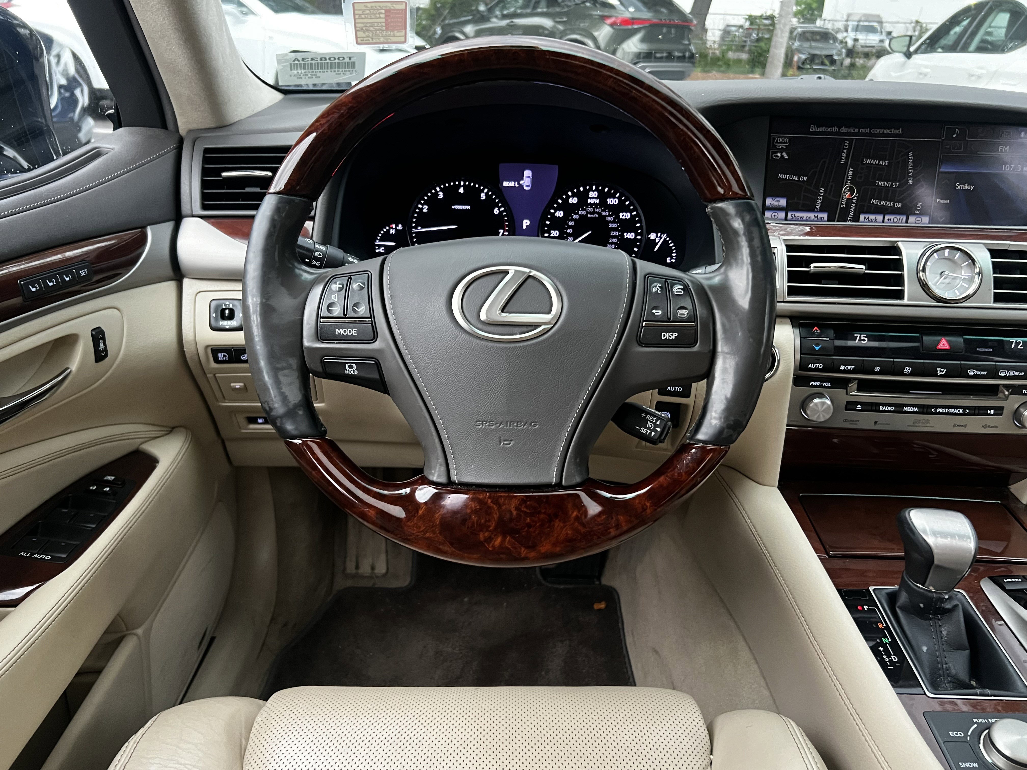 Used 2013 Lexus LS 460 L w/ Preferred Accessory Package RWD image 34