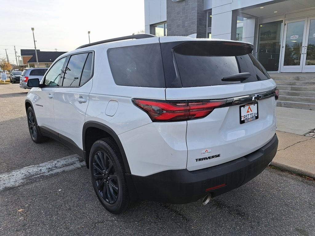 Used 2022 Chevrolet Traverse RS image 4