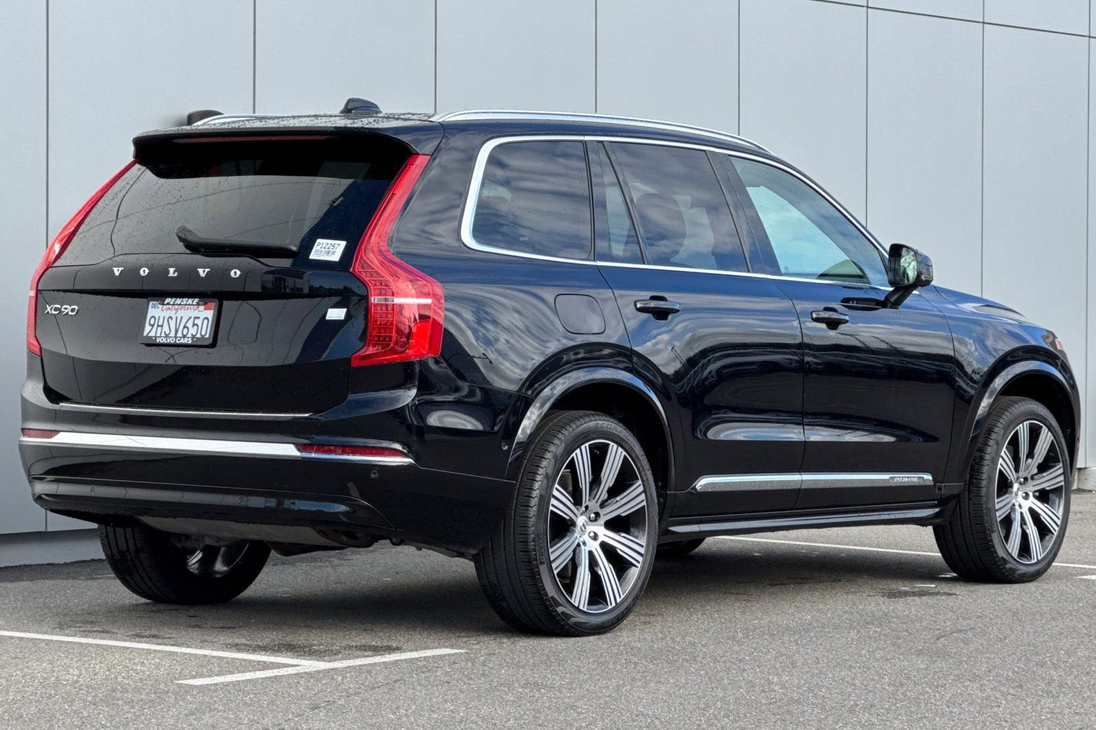 Used 2024 Volvo XC90 T8 Plus w/ Protection Package Premier image 5