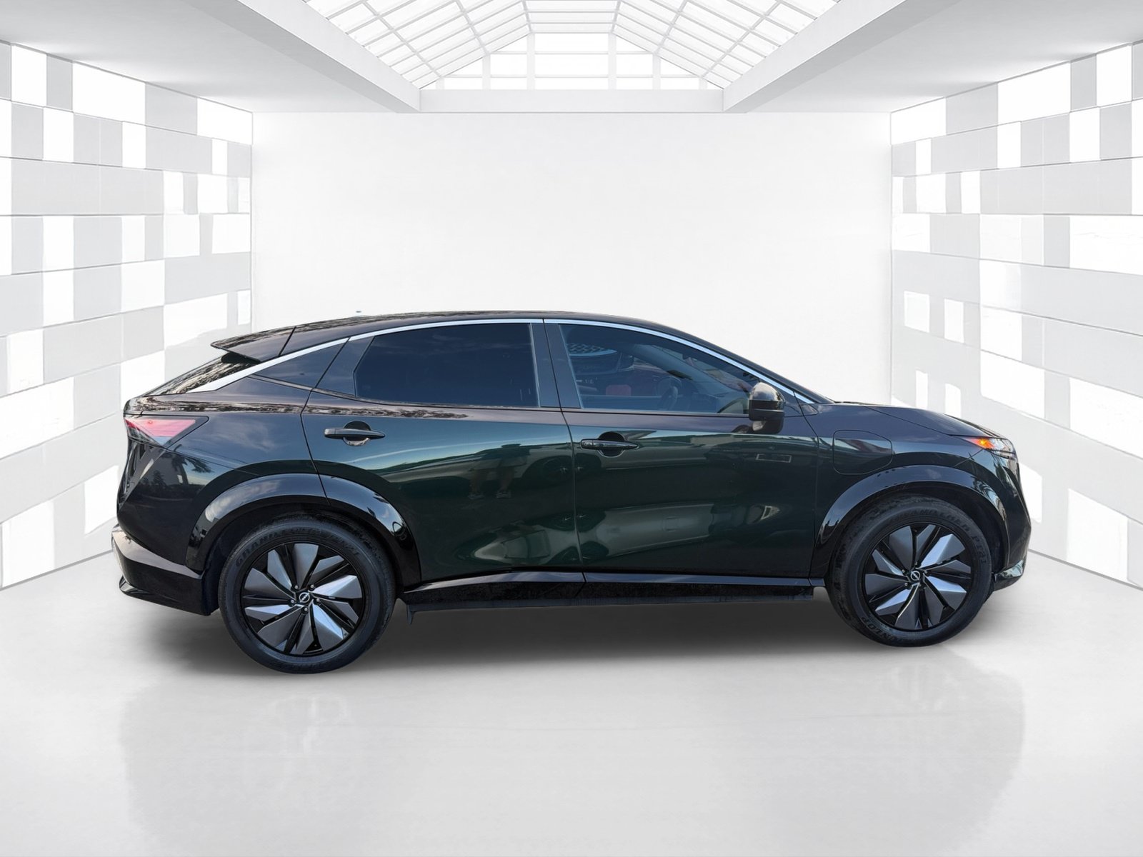 Certified 2024 Nissan Ariya FWD image 8