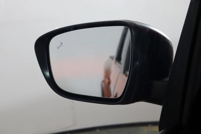 Used 2025 Nissan Frontier Pro-X RWD image 40