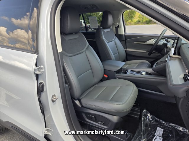 New 2026 Ford Explorer Active w/ Active Comfort Package AWD/4WD image 14