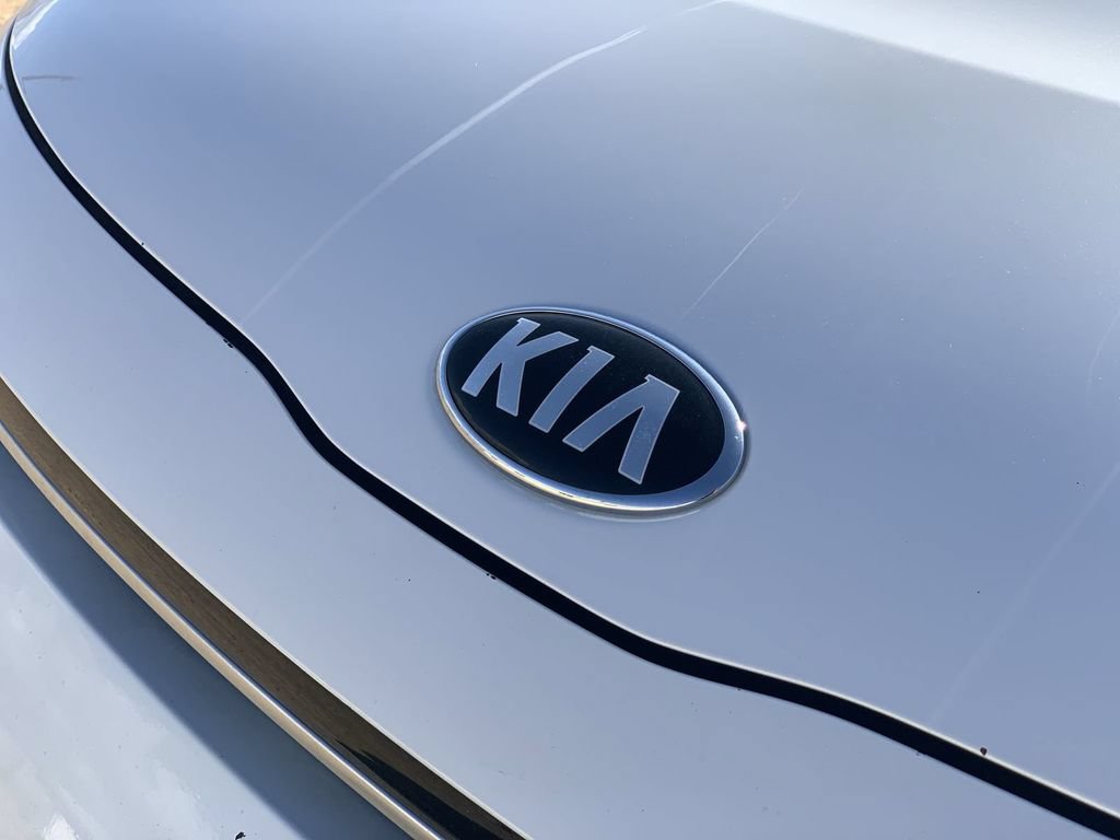 Used 2021 Kia Soul LX FWD image 29