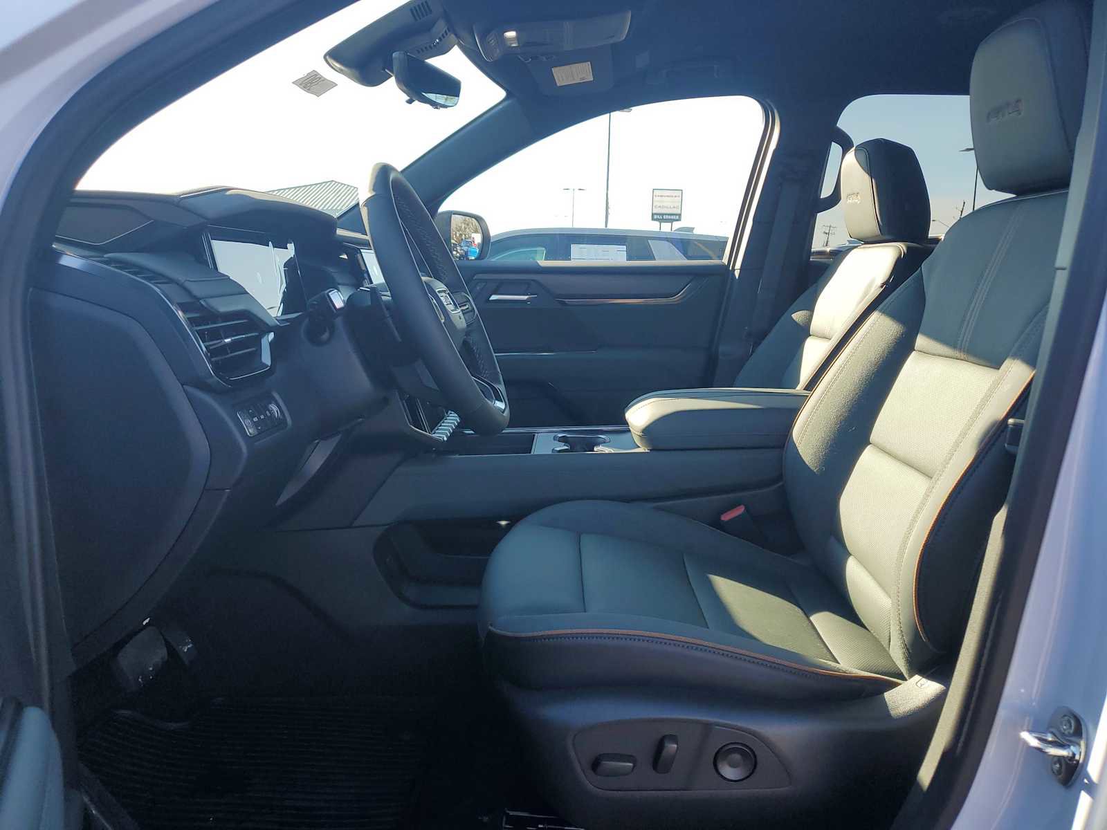 New 2026 GMC Acadia AT4 w/ Luxury Package image 15