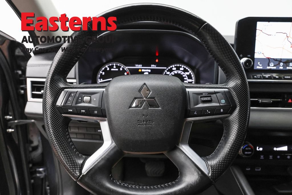Used 2024 Mitsubishi Outlander SE FWD image 10