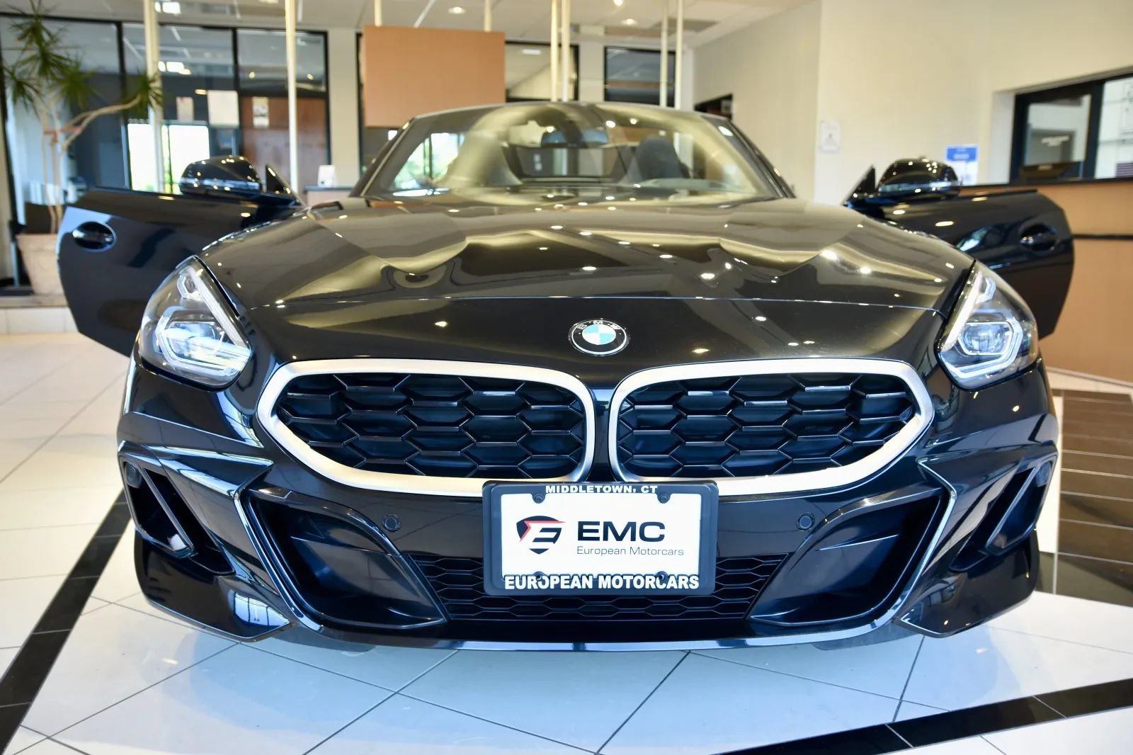 Used 2026 BMW Z4 sDrive30i RWD image 2