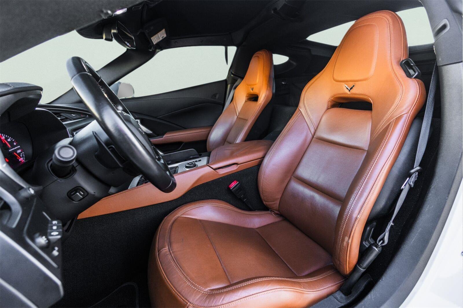 Certified 2016 Chevrolet Corvette Stingray Coupe w/ 2LT Preferred Equipment Group RWD image 16