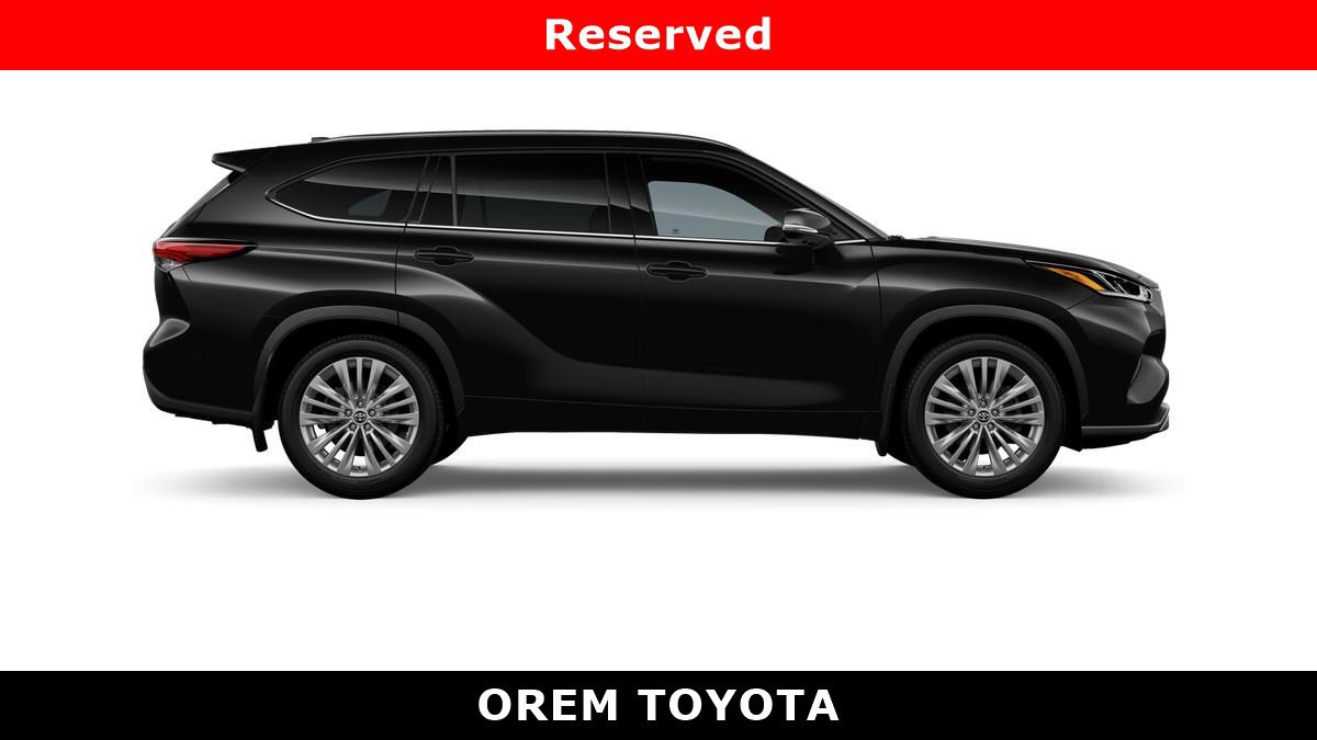 New 2026 Toyota Highlander Platinum image 12