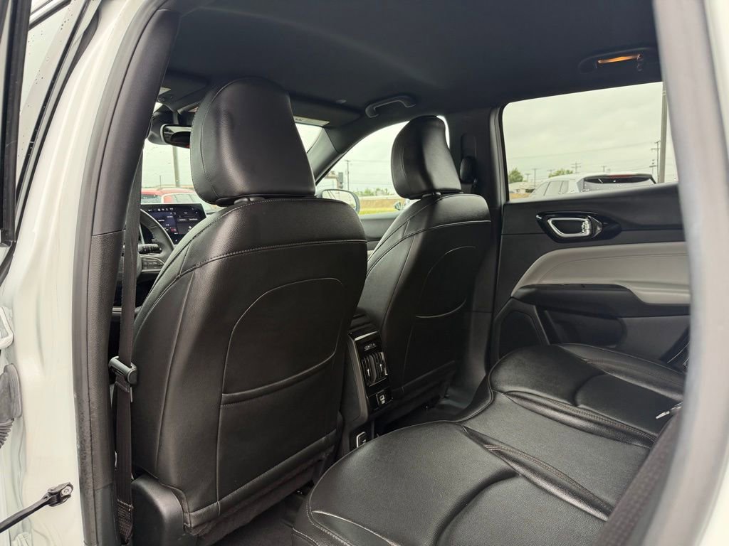 Used 2024 Jeep Compass Limited AWD/4WD image 25