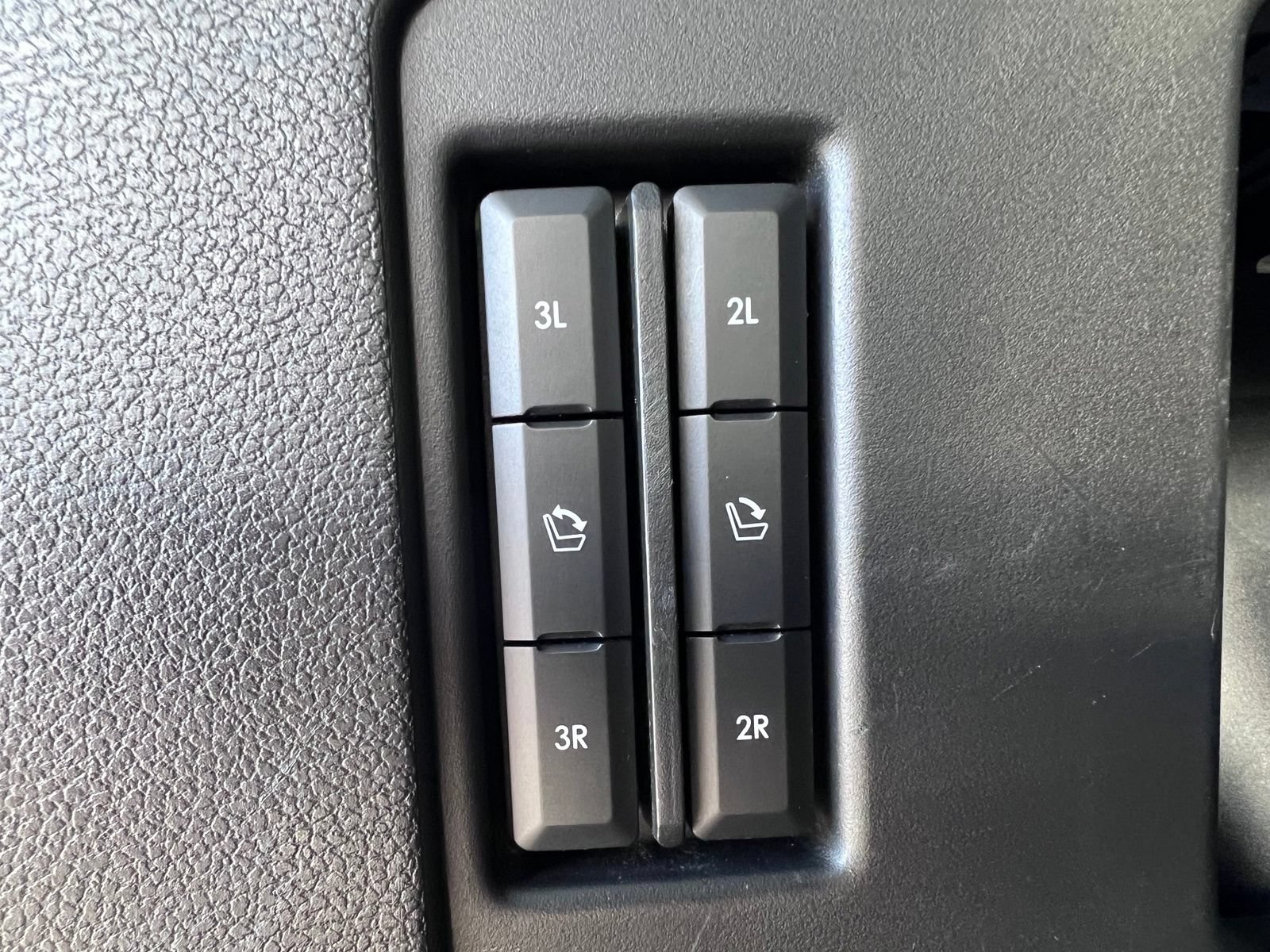 Used 2019 Lincoln Navigator L Reserve AWD/4WD image 73