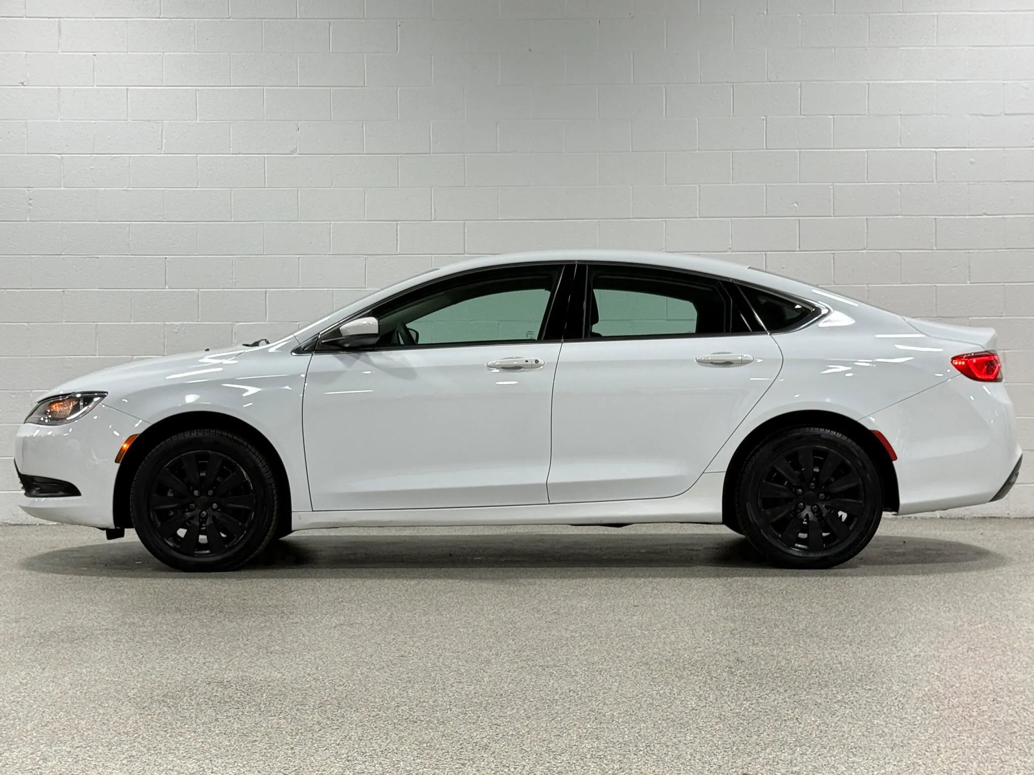 Used 2017 Chrysler 200 LX FWD image 9