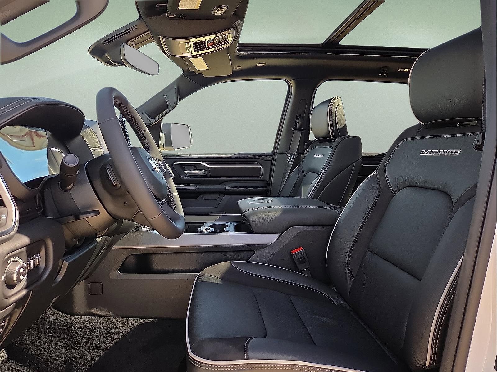 New 2026 RAM 1500 Laramie w/ Night Edition AWD/4WD image 14