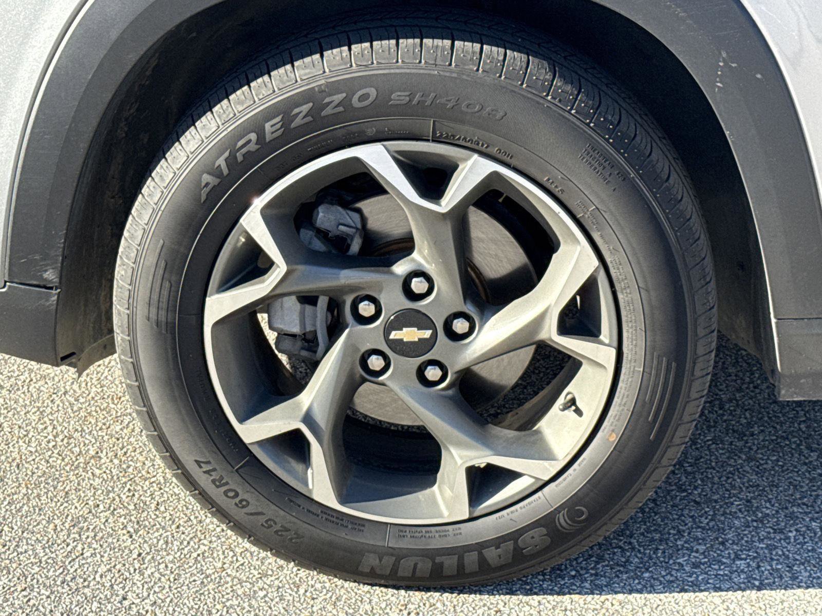 Used 2024 Chevrolet Trax LT w/ Driver Confidence Package image 5