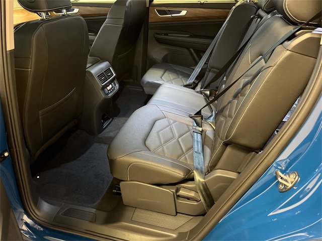 New 2026 Volkswagen Atlas SE image 10