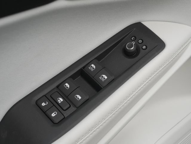 New 2026 Jeep Cherokee Laredo AWD/4WD image 14
