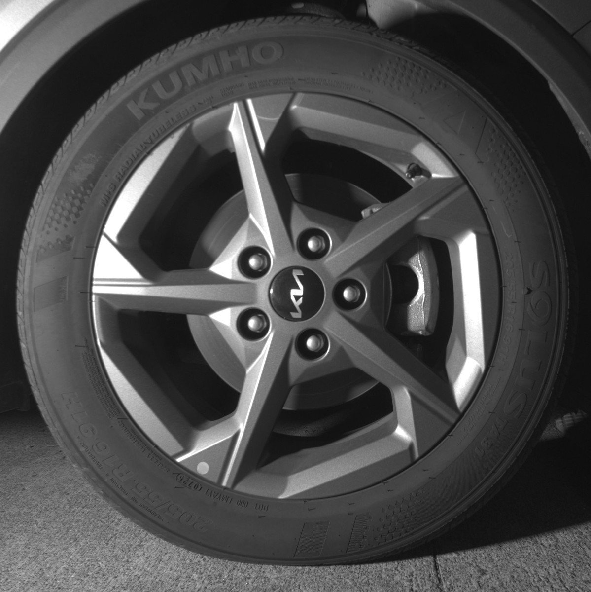 Used 2025 Kia K4 LXS image 13