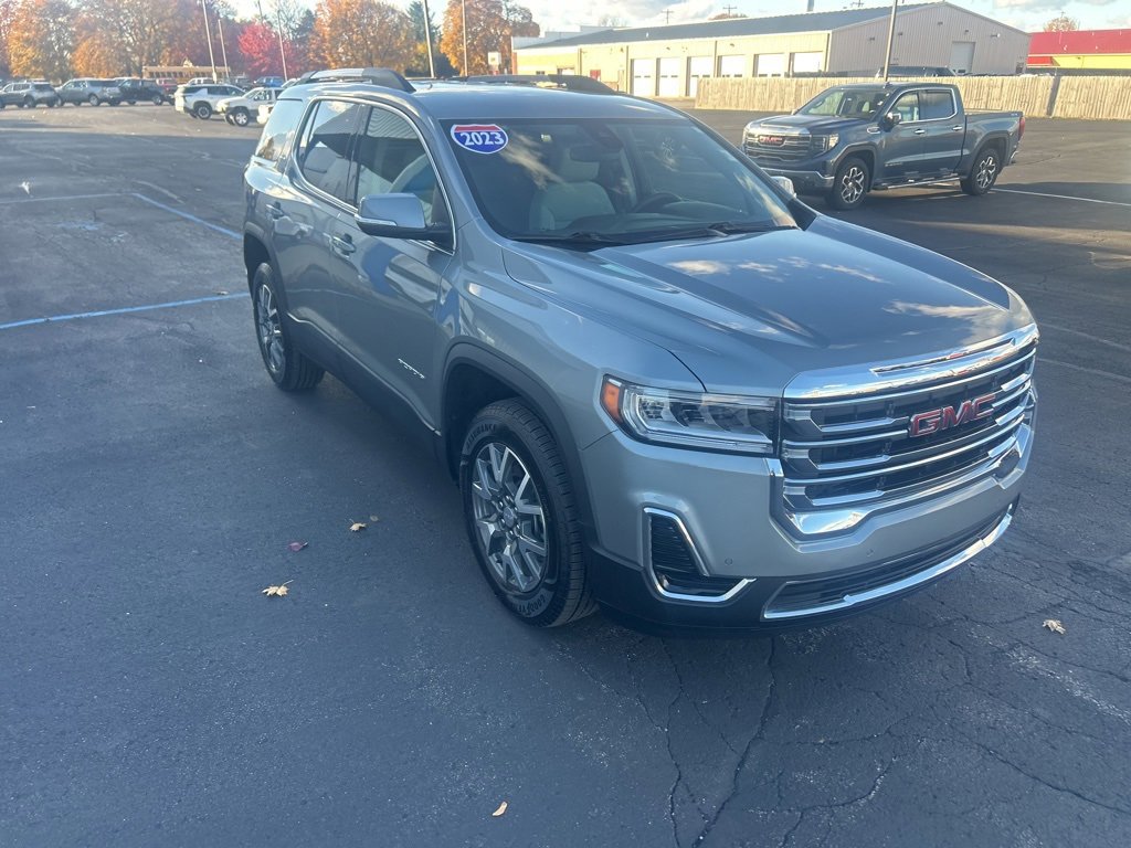 Certified 2023 GMC Acadia SLE w/ Driver Convenience Package image 7