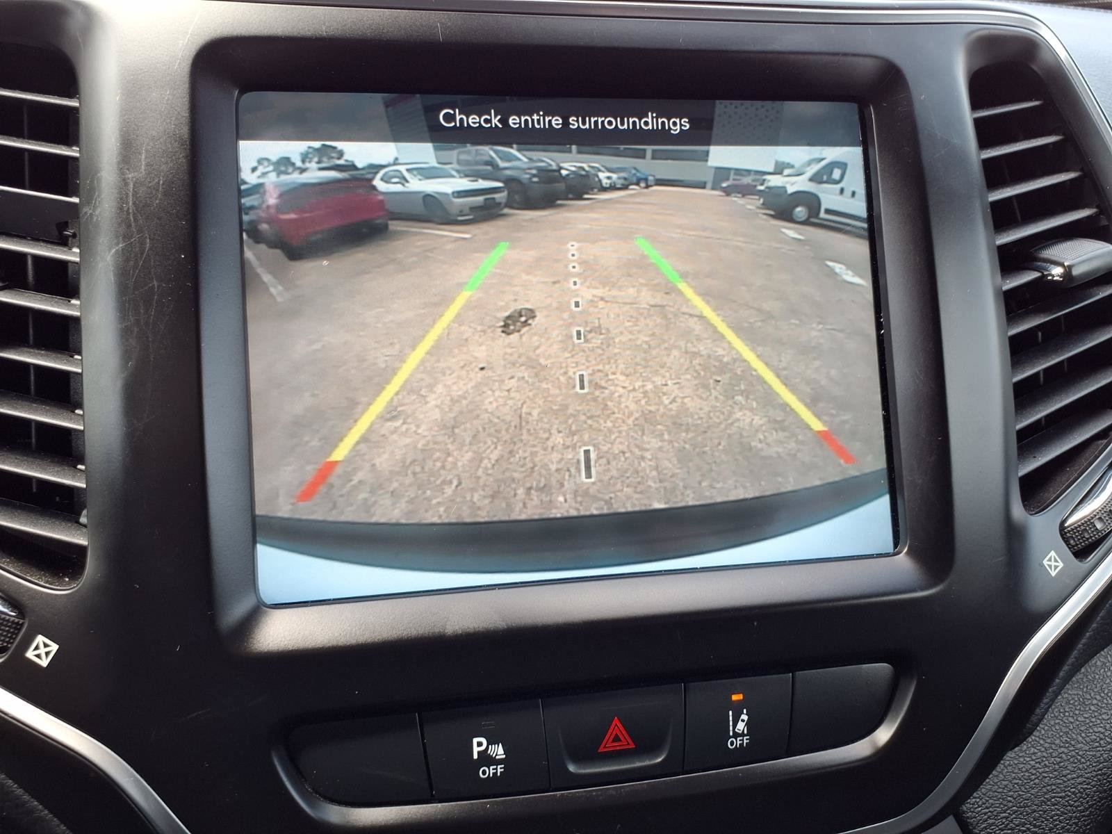 Used 2021 Jeep Cherokee Latitude Lux 80th Anniv w/ Quick Order Package 26U 80TH FWD image 6