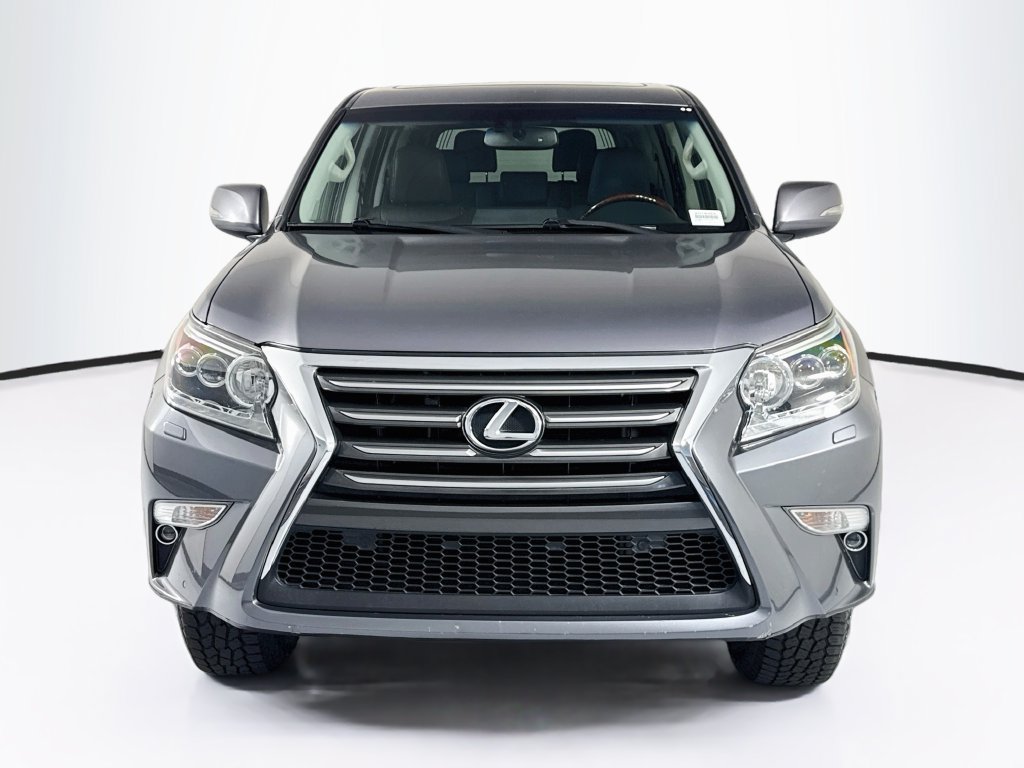 Used 2019 Lexus GX 460 Premium AWD/4WD image 2