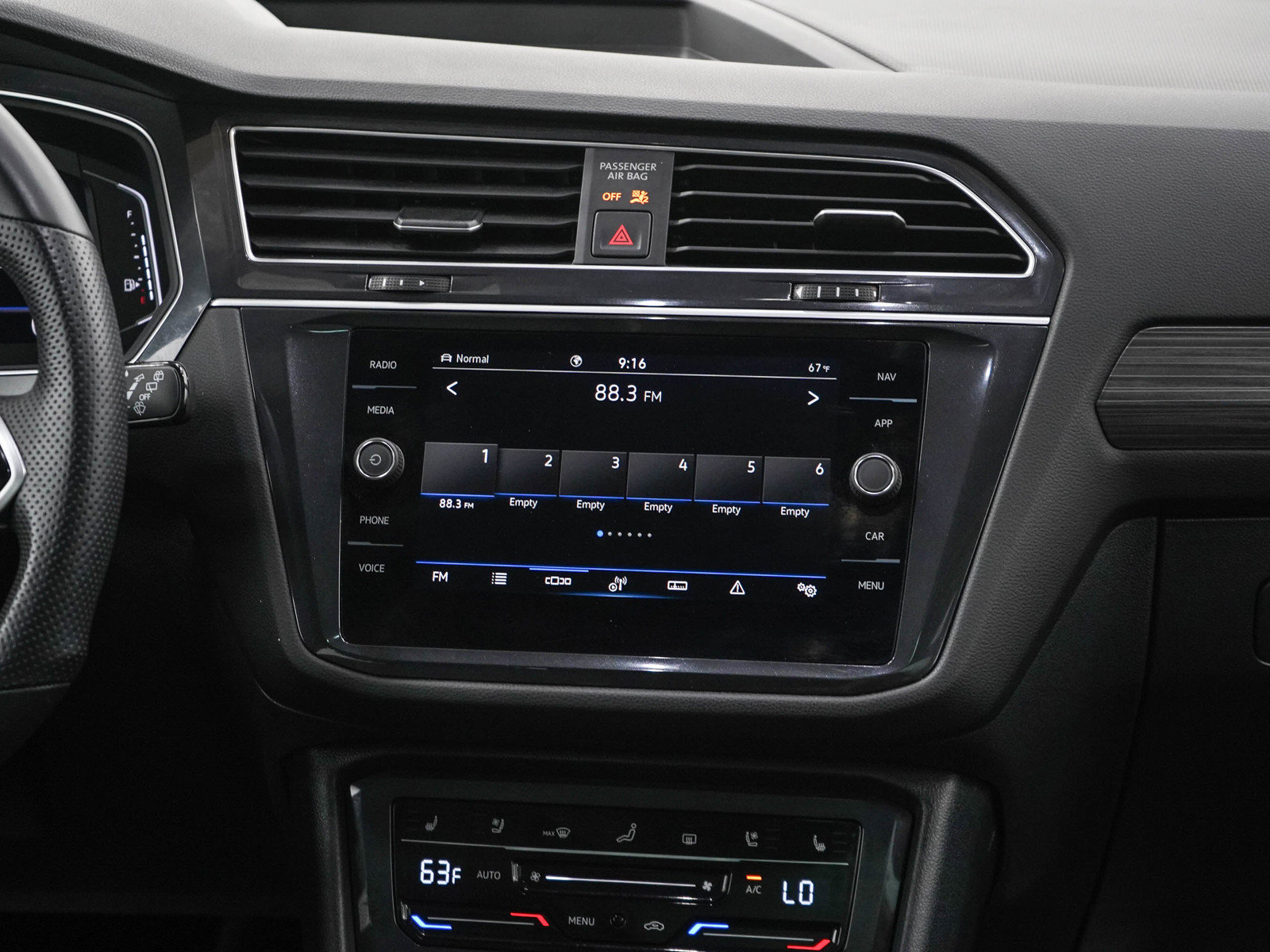 Used 2024 Volkswagen Tiguan SEL R-Line AWD/4WD image 15