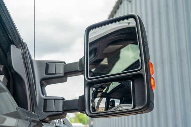 Used 2015 Ford F250 Lariat w/ Lariat Ultimate Package AWD/4WD image 13