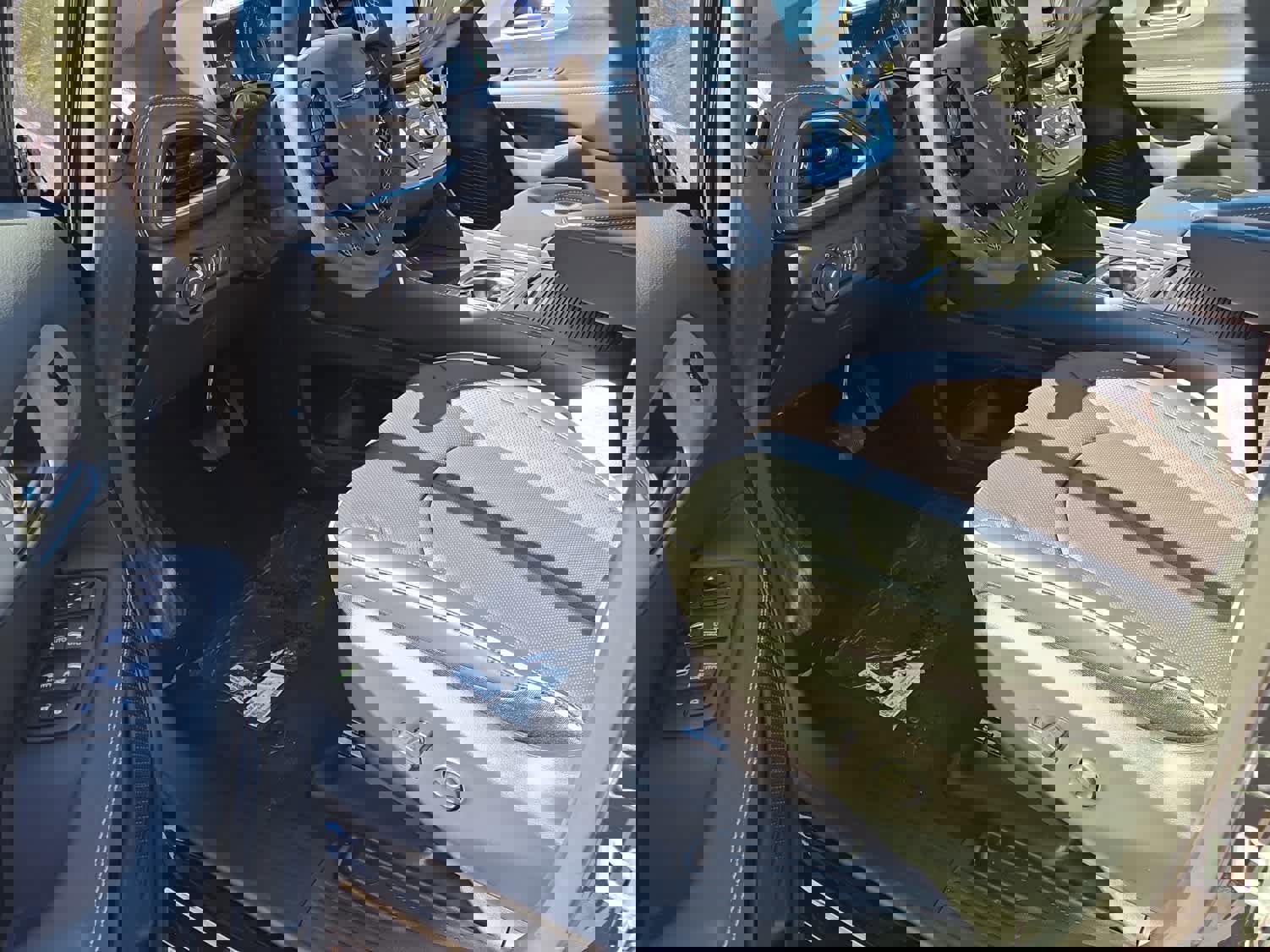 New 2026 Chrysler Pacifica Limited w/ S Appearance Package image 17