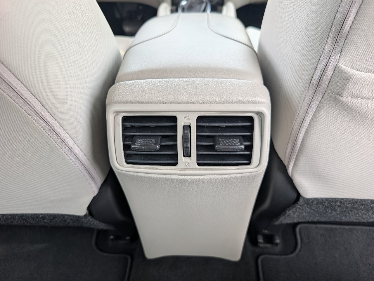Used 2019 Nissan Rogue Sport SV FWD image 7