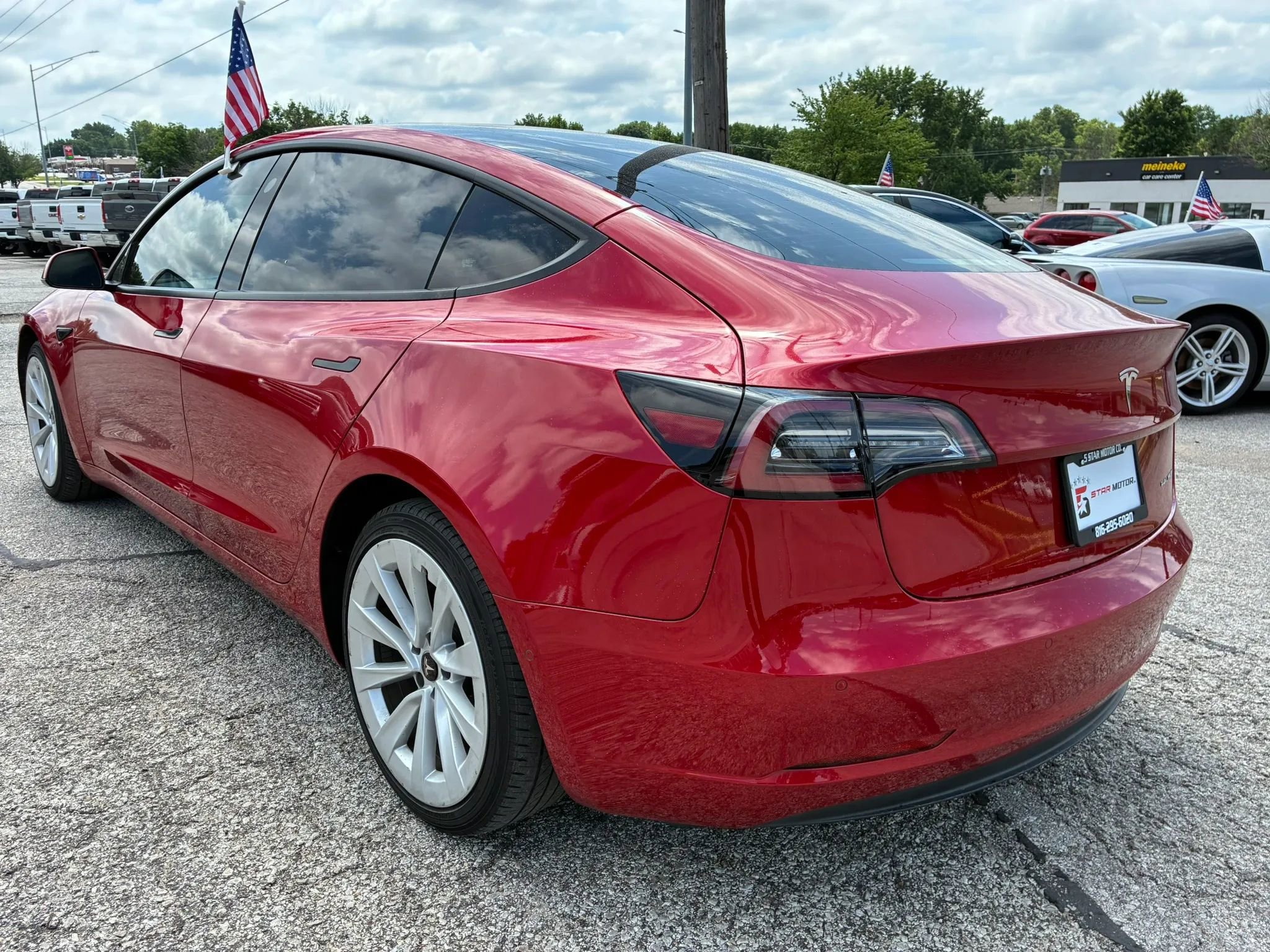 Used 2022 Tesla Model 3 Long Range AWD/4WD image 4