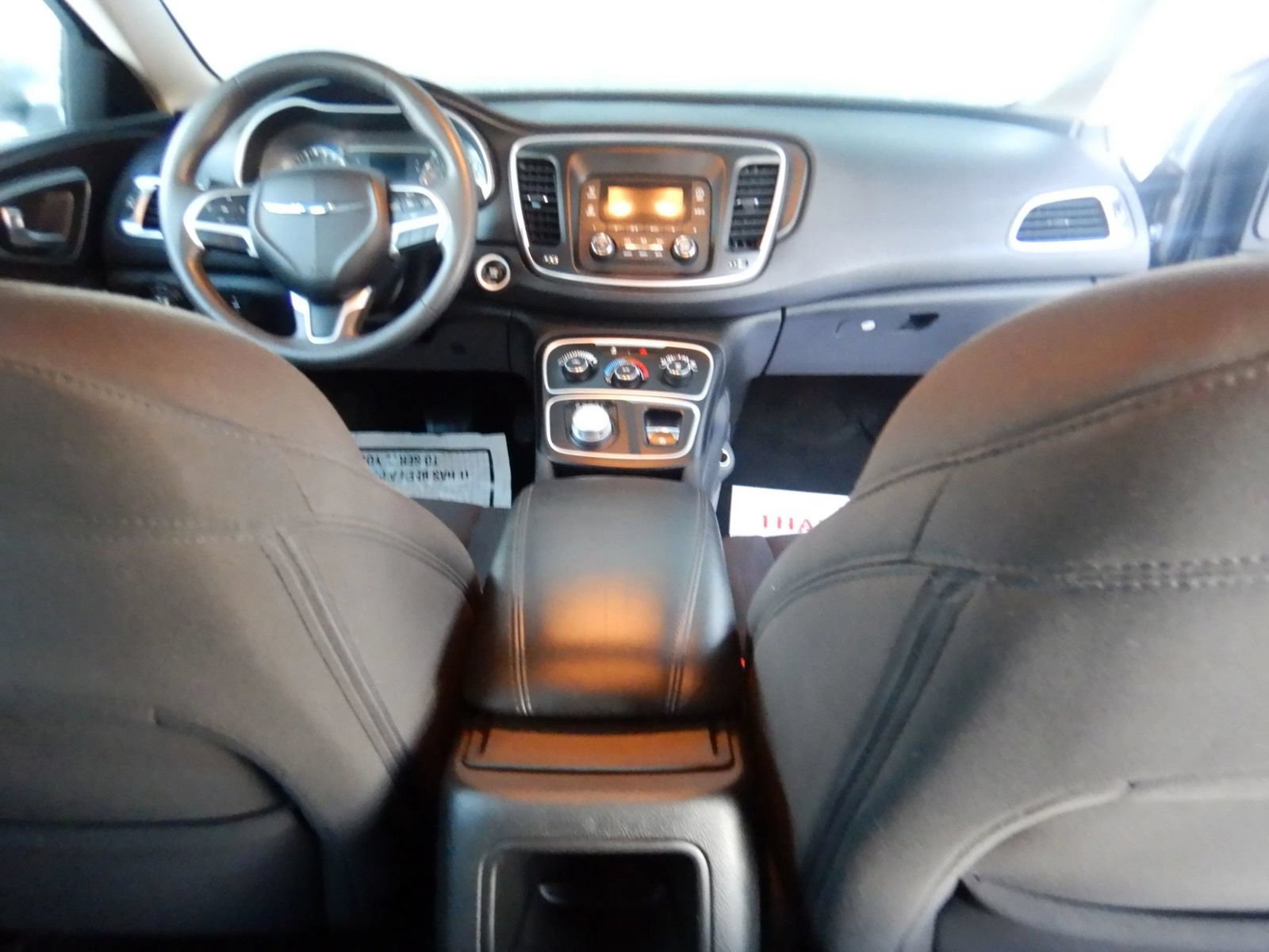 Used 2015 Chrysler 200 LX FWD image 21