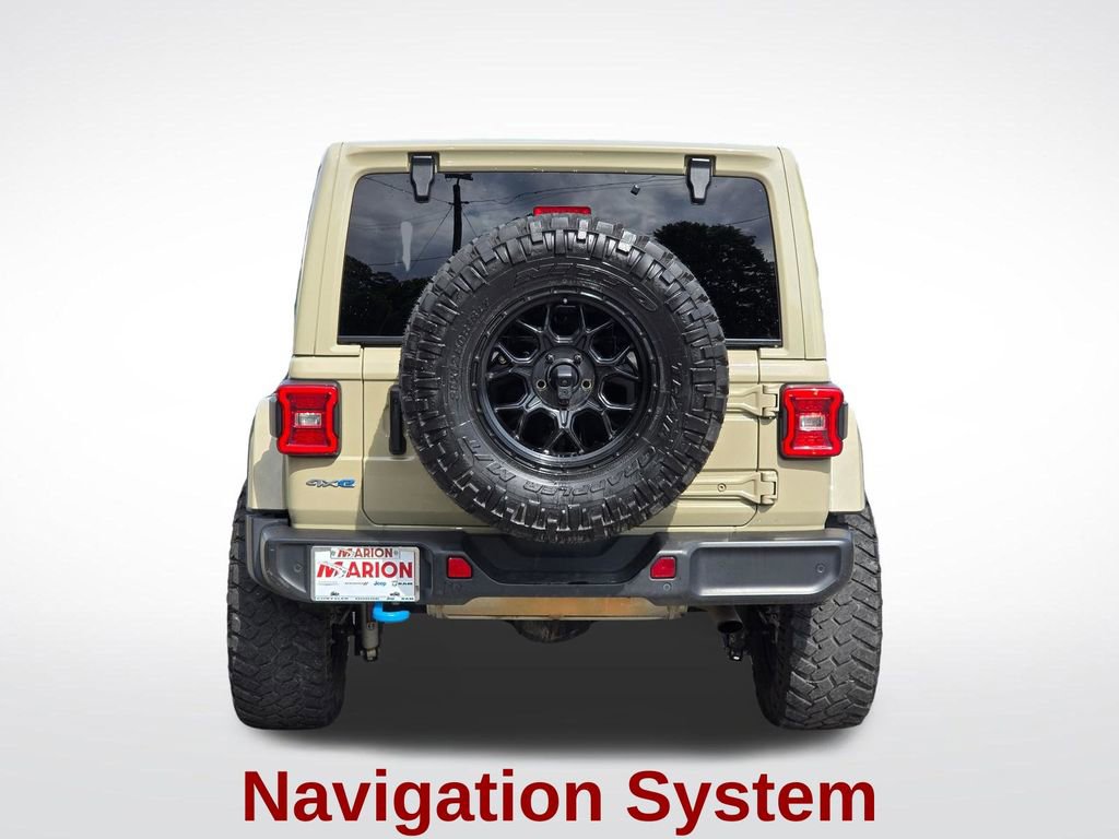 Used 2022 Jeep Wrangler Unlimited Sahara w/ Cold Weather Group AWD/4WD image 16