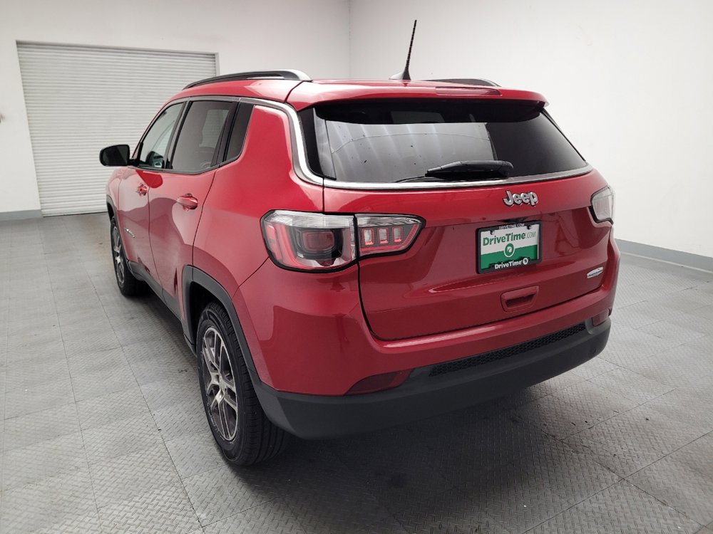 Used 2018 Jeep Compass Latitude w/ Popular Equipment Group FWD image 6