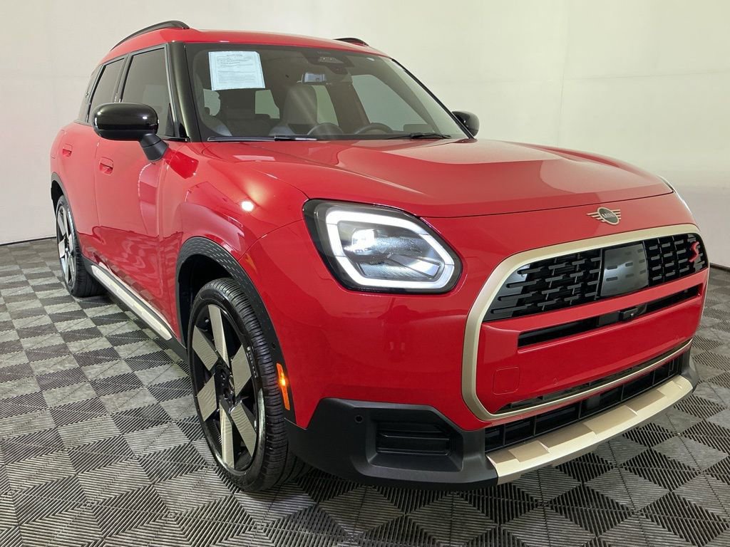 Certified 2025 MINI Cooper Countryman S AWD/4WD image 4