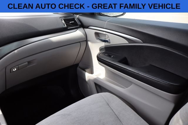 Used 2021 Honda Pilot EX image 8