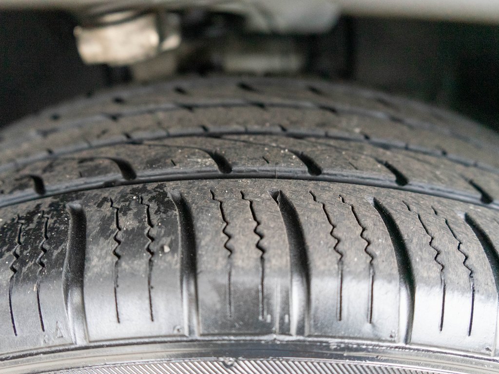 Used 2017 Mercedes-Benz GLC 300 4MATIC image 38