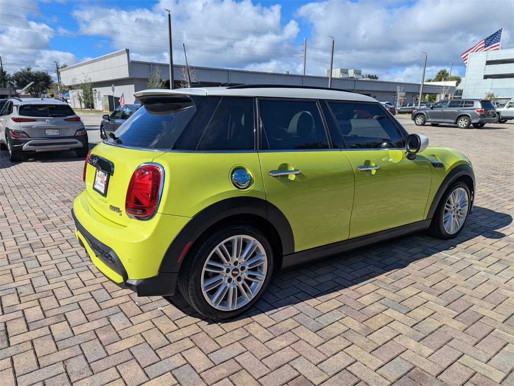 Used 2023 MINI Cooper S w/ Signature Upholstery Package image 11