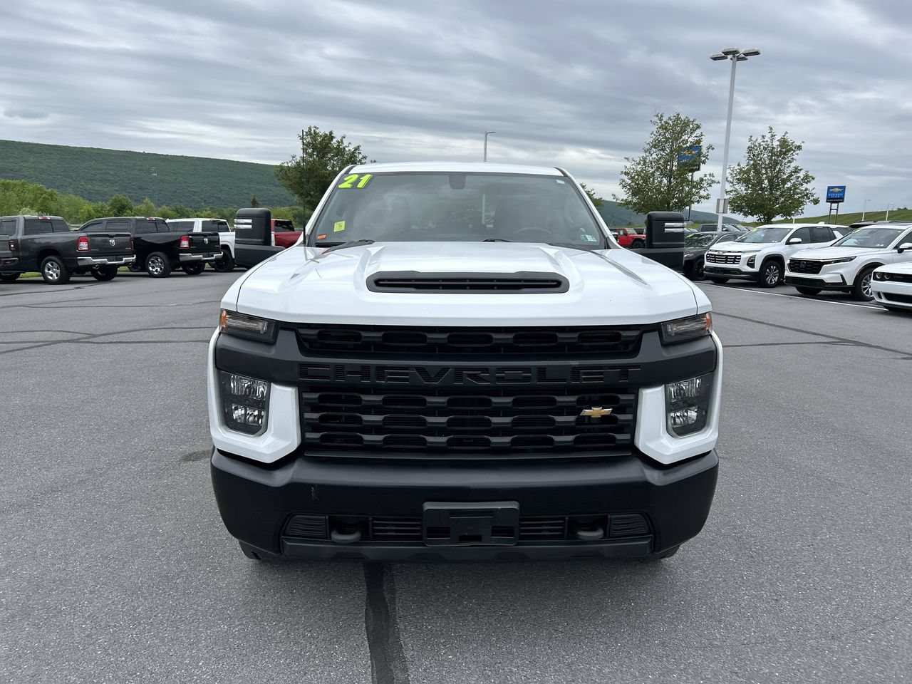Used 2021 Chevrolet Silverado 2500 W/T w/ WT Fleet Convenience Package RWD image 2