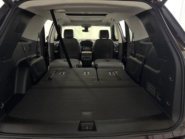 Used 2020 Chevrolet Traverse Premier w/ LPO, Floor Liner Package FWD image 14