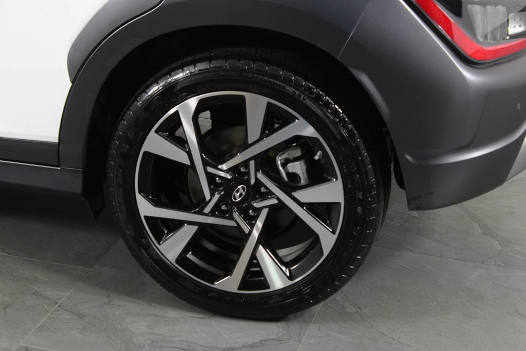 Certified 2023 Hyundai Kona Limited AWD/4WD image 15